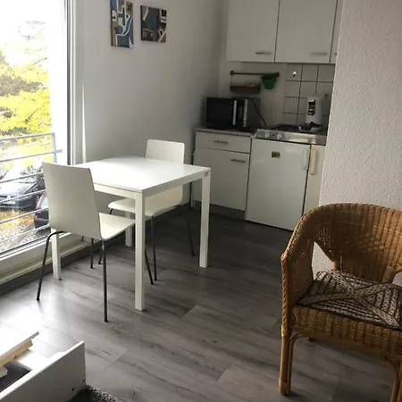 Apartment Near University Hospital In *
